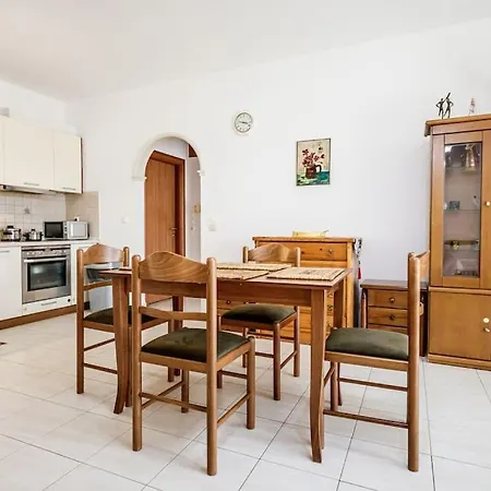 Beautiful New 70m² Near Everything Appartement *